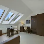 4 Pory Roku &