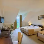 4 Pory Roku & Krynica Zdroj