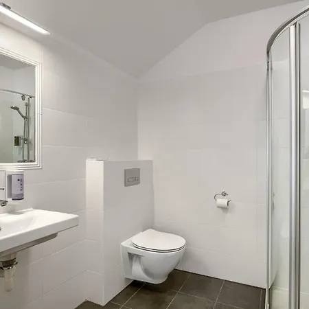 Отель 4 Pory Roku &