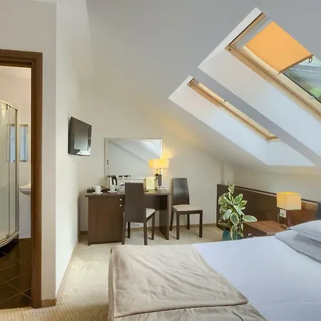 4 Pory Roku & Крыница-Здруй