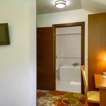 4 Pory Roku & 3* Krynica-Zdrój