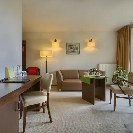 4 Pory Roku & 3* Krynica-Zdrój