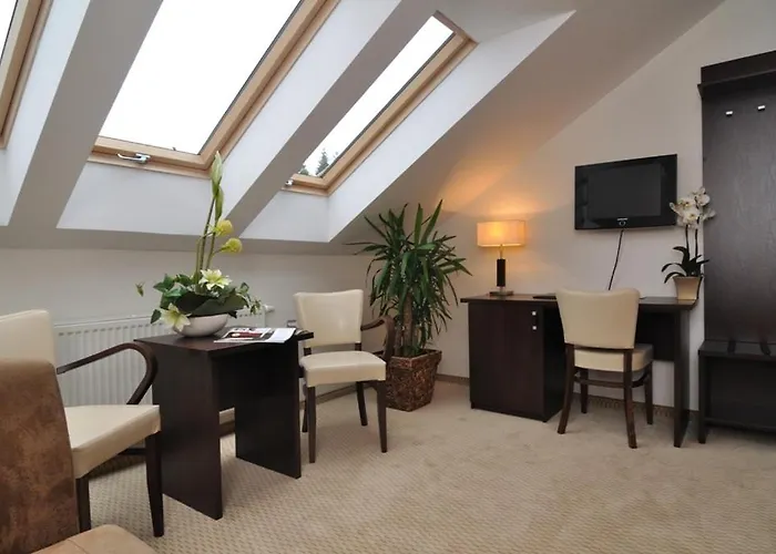 4 Pory Roku & 酒店 克雷尼察