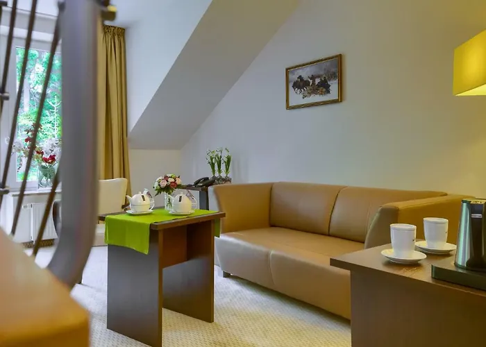 4 Pory Roku&spa Hotel 3*