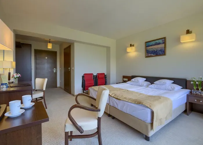 4 Pory Roku & 酒店 克雷尼察